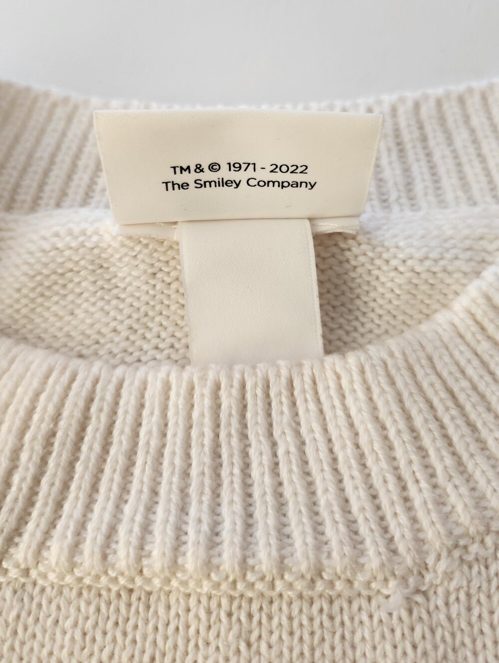 Smiley × H&M Cream Knit Sleeveless Sweater Vest with - Picture 6 of 15
